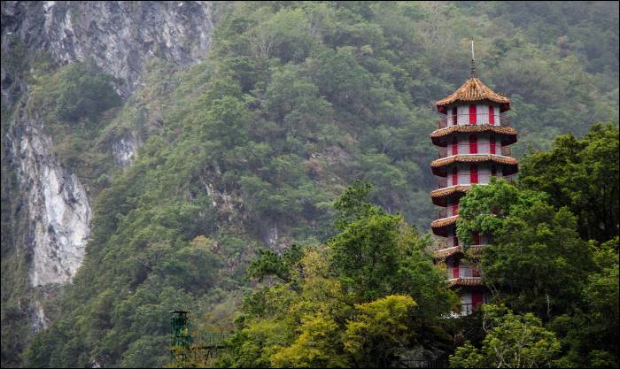 seven-tiered Tian Feng pagoda seven-tiered Tian Feng pagoda