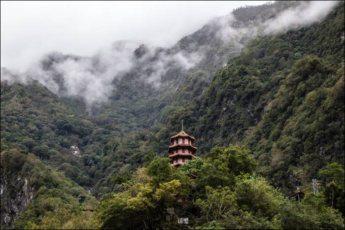 seven-tiered Tian Feng pagoda seven-tiered Tian Feng pagoda