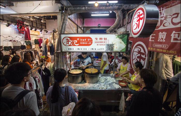 perfectly steamed and pan-fried juicy pork dumplings perfectly steamed and pan-fried juicy pork dumplings